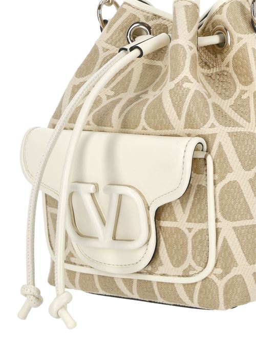 Locò bucket bag. Valentino Garavani | 4W2B0M94RRCYT3